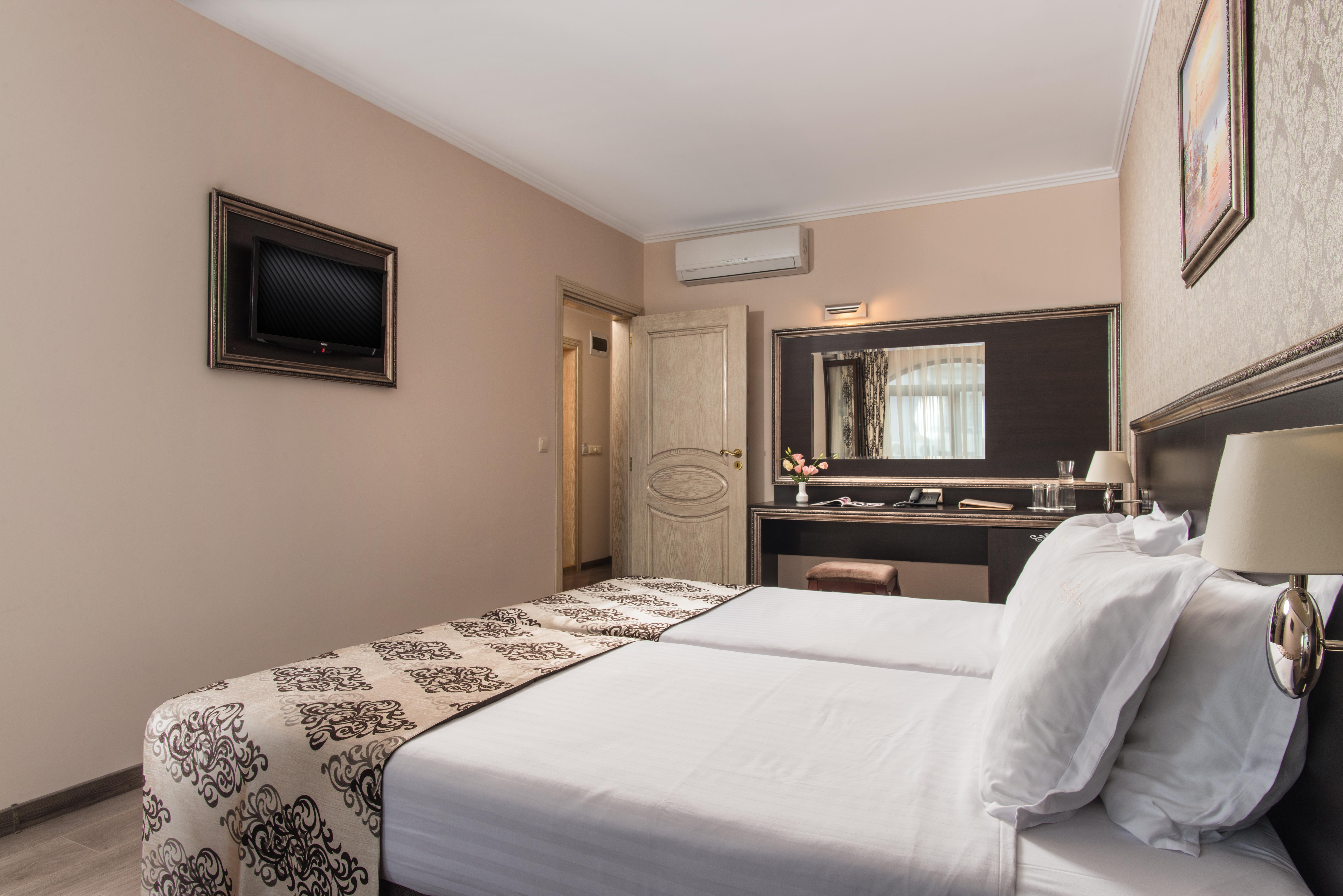 Hotel & Diamant 4*